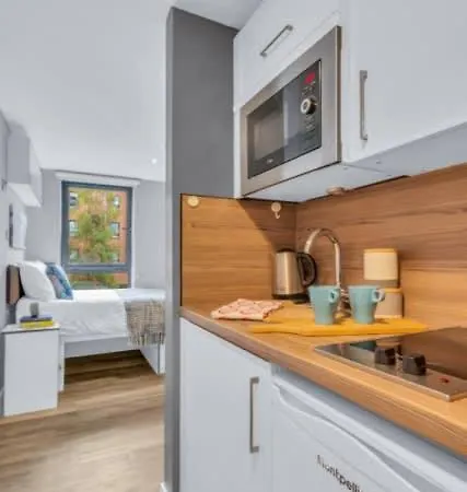 Studio For 2 In Leeds With Free Grab&Go Breakfast Lägenhet *